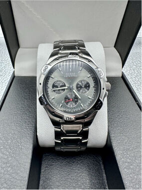 Vintage Guess Waterpro G85386G Stainless Steel Watch Japan Nice (working)